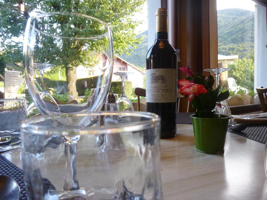 Auberge De Costaroche 알베르빌 외부 사진