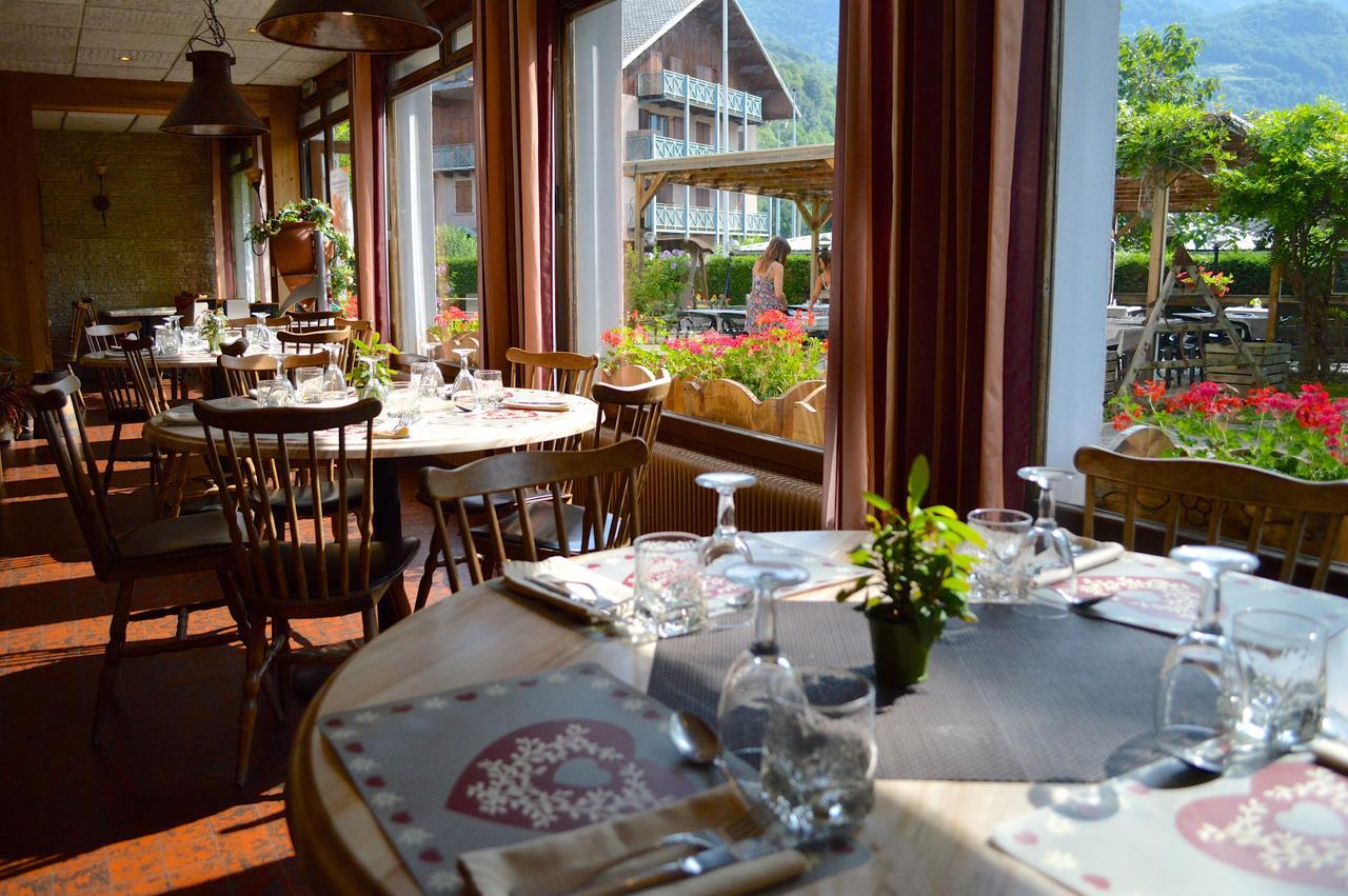 Auberge De Costaroche 알베르빌 외부 사진