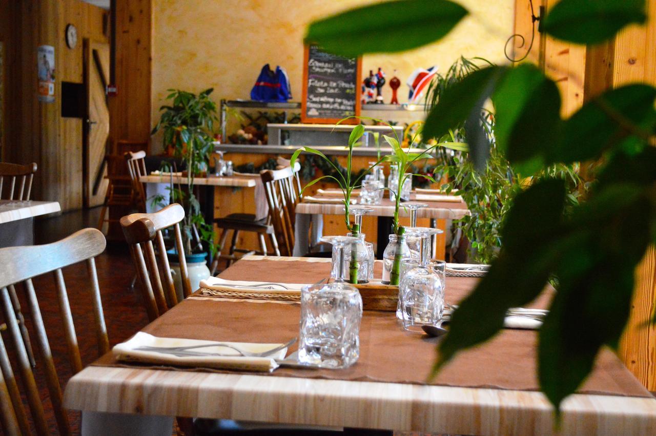 Auberge De Costaroche 알베르빌 외부 사진