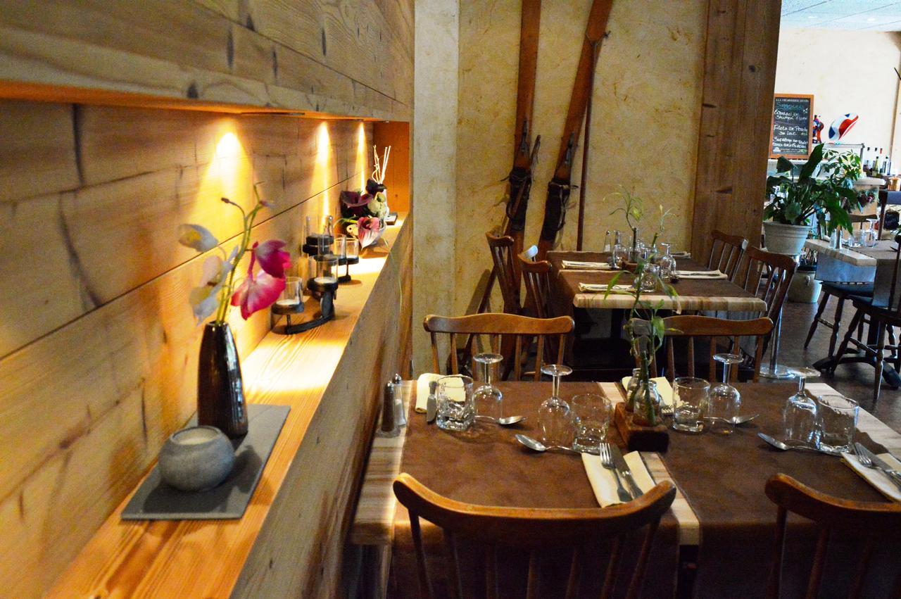 Auberge De Costaroche 알베르빌 외부 사진