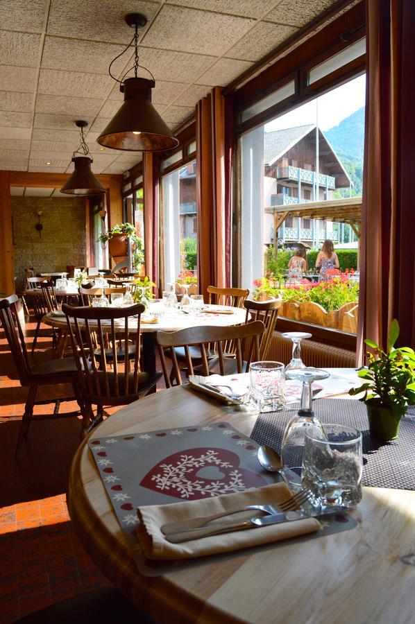 Auberge De Costaroche 알베르빌 외부 사진