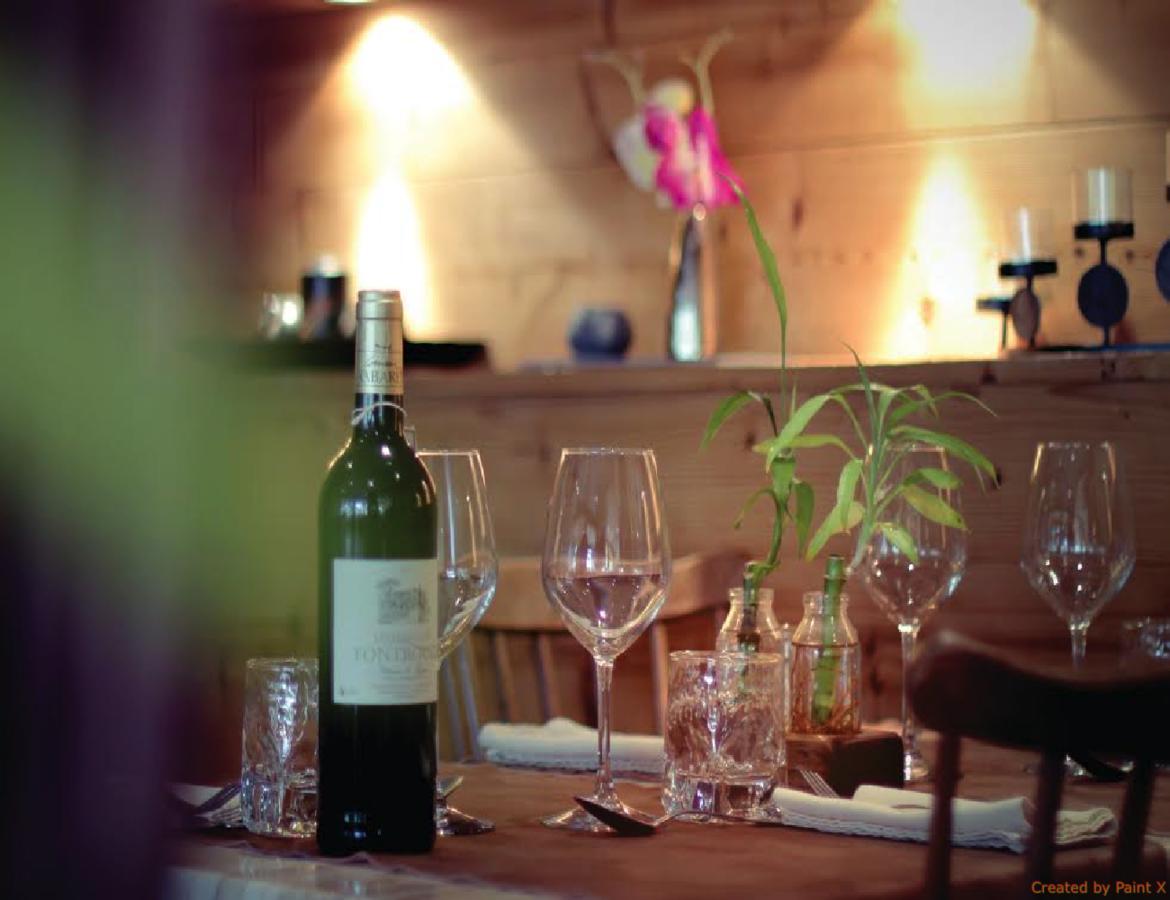 Auberge De Costaroche 알베르빌 외부 사진