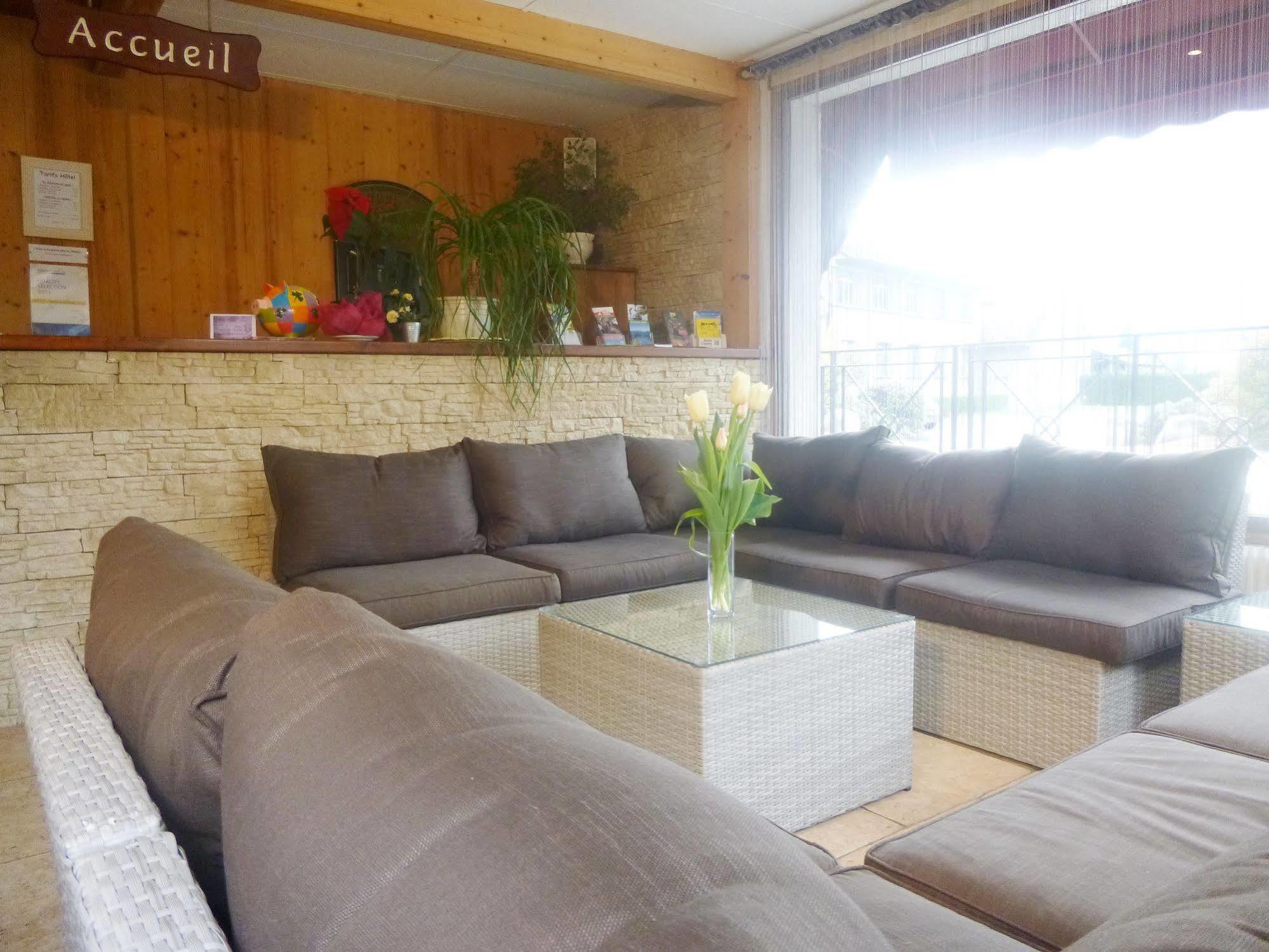 Auberge De Costaroche 알베르빌 외부 사진